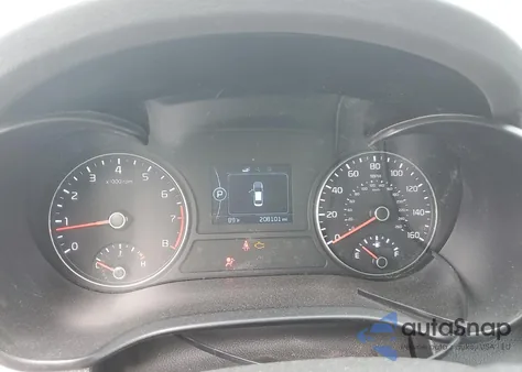 2016 Kia Optima Lx z USA, uszkodzony, nr VIN 5XXGT4L39GG102747